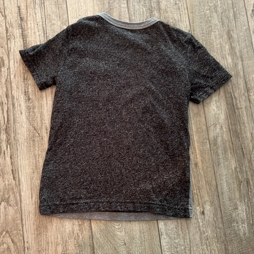 EUC Gymboree T shirt, sz 5/6